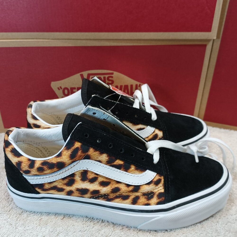 Vans Men's 4/Women's 5.5 Old Skool Leopard Black/True White VN0A4U3B3I6